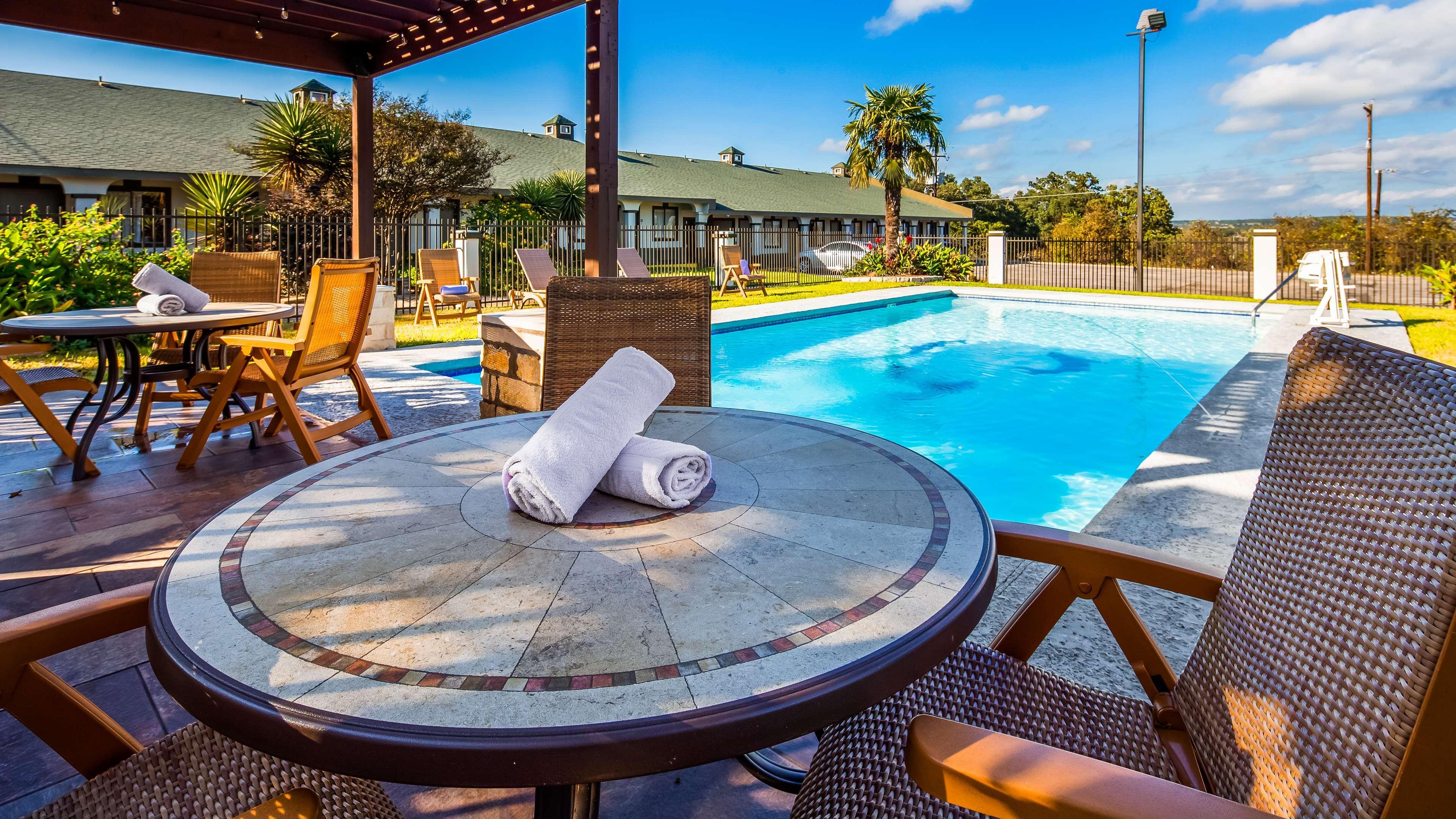 Best Western Post Oak Inn Burnet Ngoại thất bức ảnh