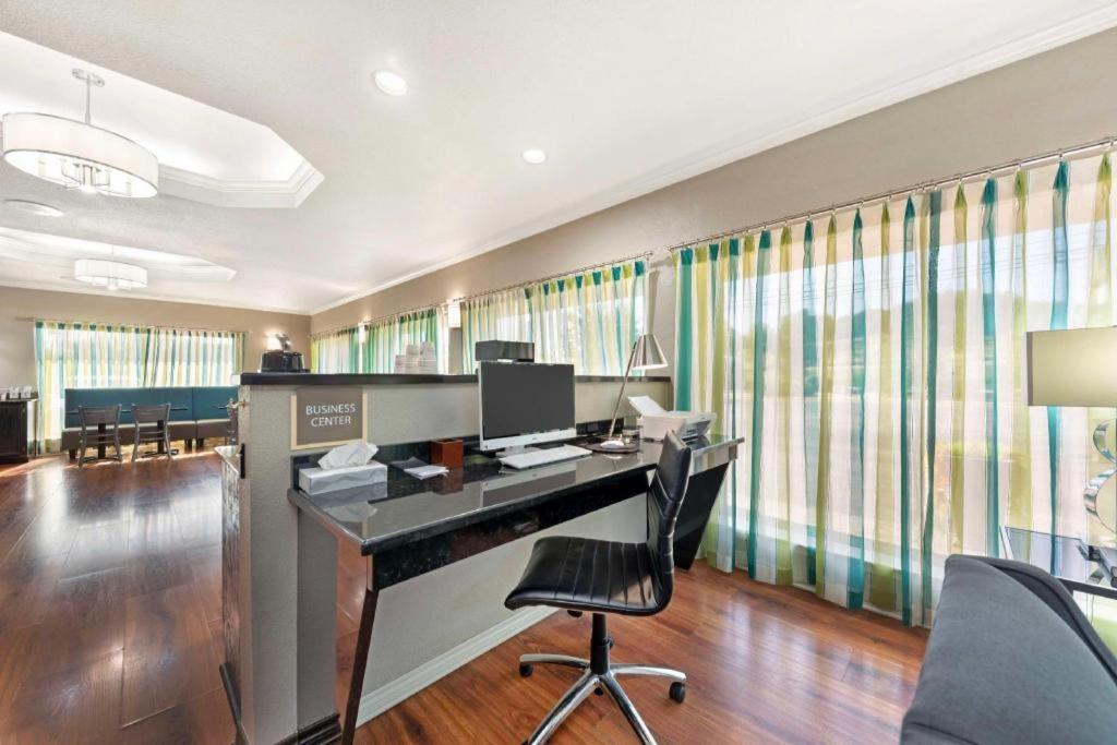 Best Western Post Oak Inn Burnet Ngoại thất bức ảnh