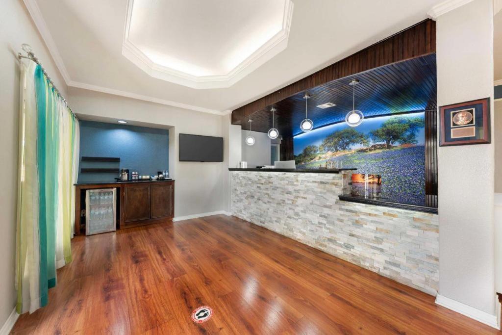 Best Western Post Oak Inn Burnet Ngoại thất bức ảnh