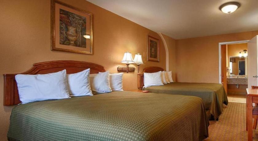 Best Western Post Oak Inn Burnet Ngoại thất bức ảnh